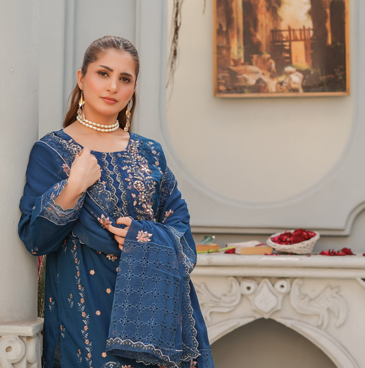 3 PIECE- EMBROIDERED LAWN SUIT (Unstitched)