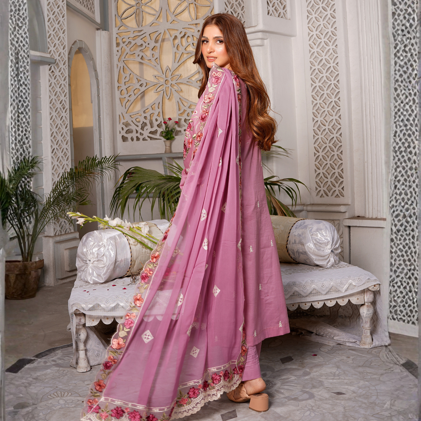 3 PIECE- EMBROIDERED LAWN SUIT (Unstitched)