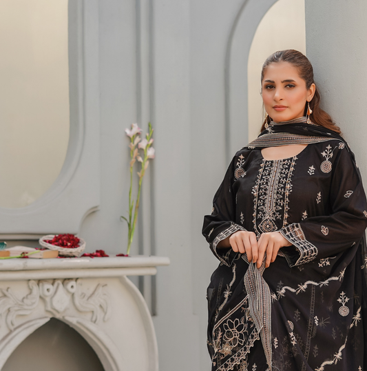 3 PIECE- EMBROIDERED LAWN SUIT (Unstitched)