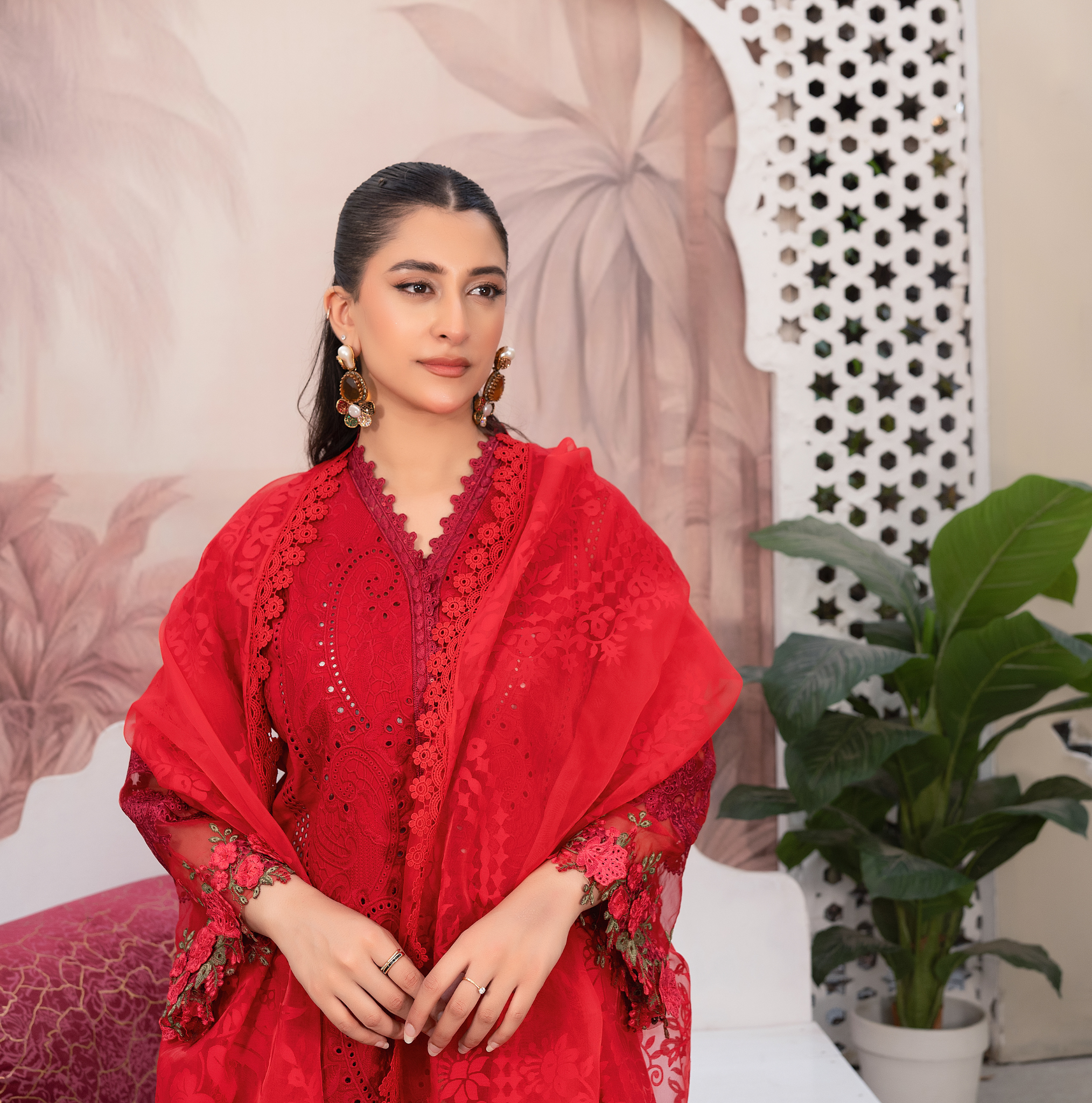 3 PIECE- EMBROIDERED LAWN SUIT (Stitched)