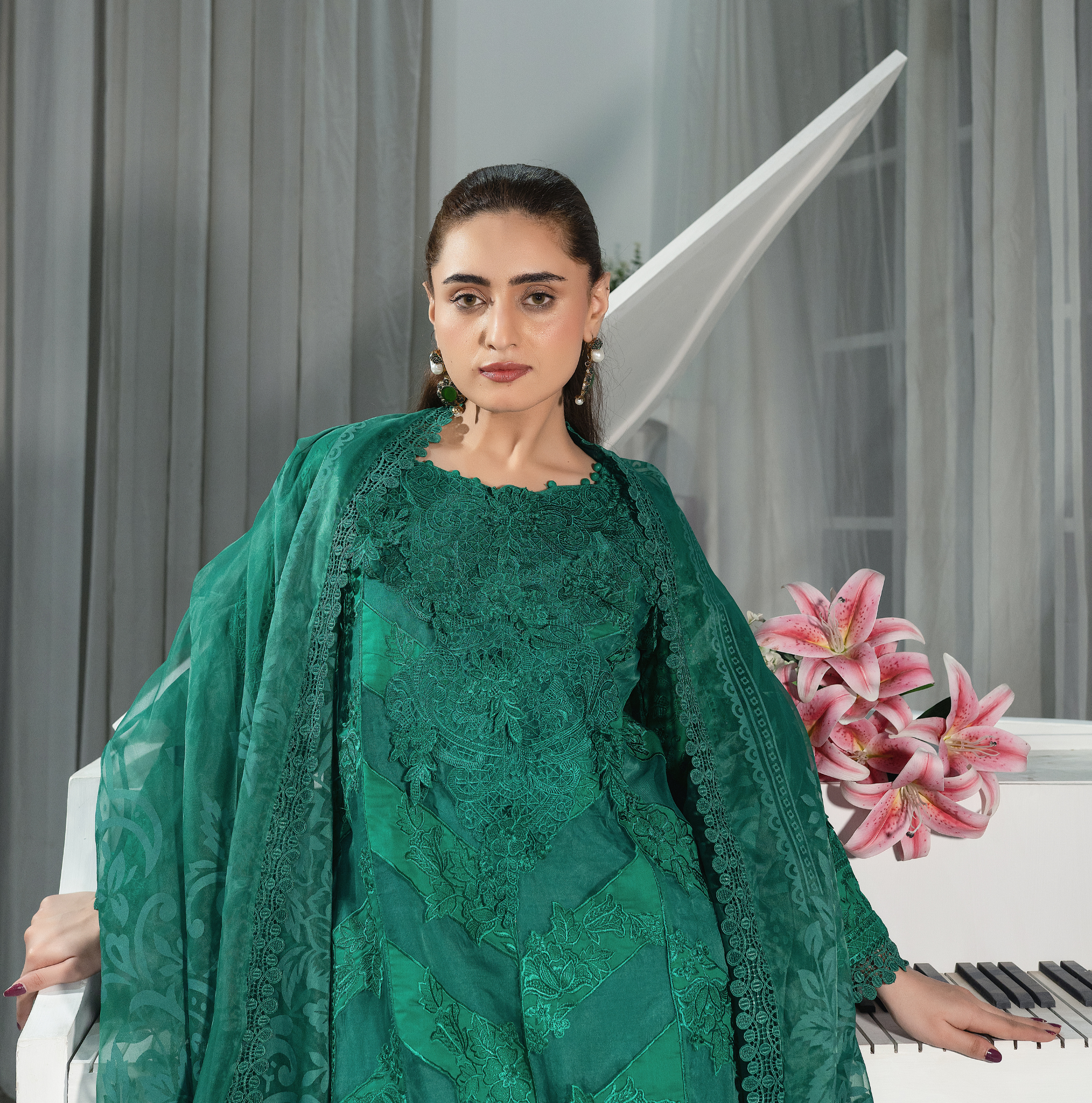 3 PIECE- EMBROIDERED LAWN SUIT (Stitched)