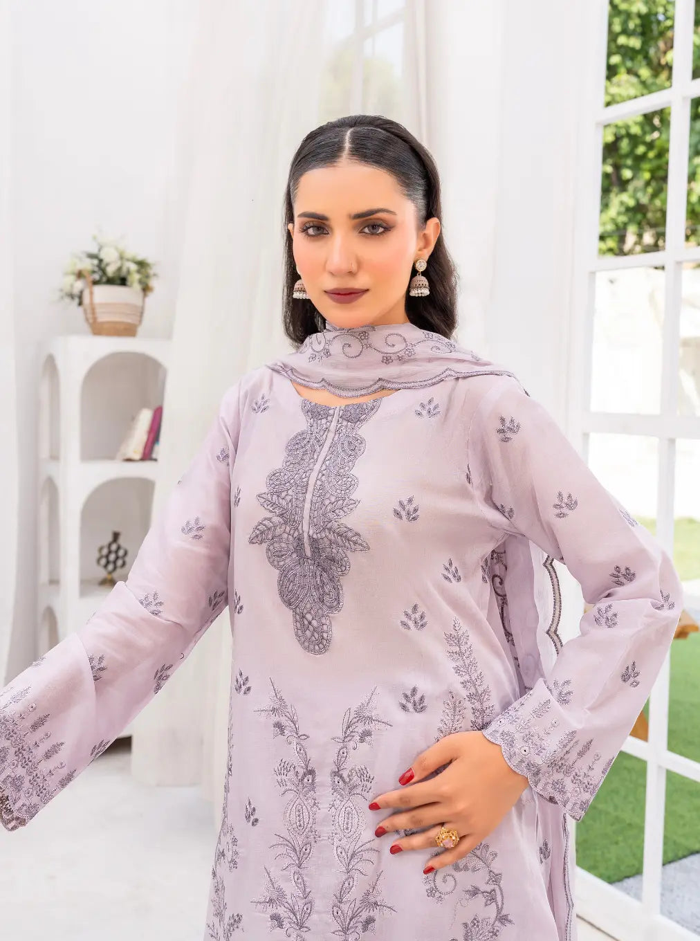 3PC Premium Embroidered Fine Lawn(Unstitched)
