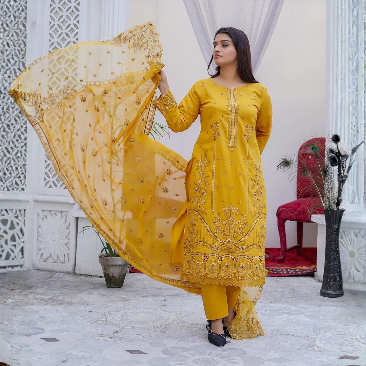 3 PIECE- EMBROIDERED LAWN SUIT (Unstitched)