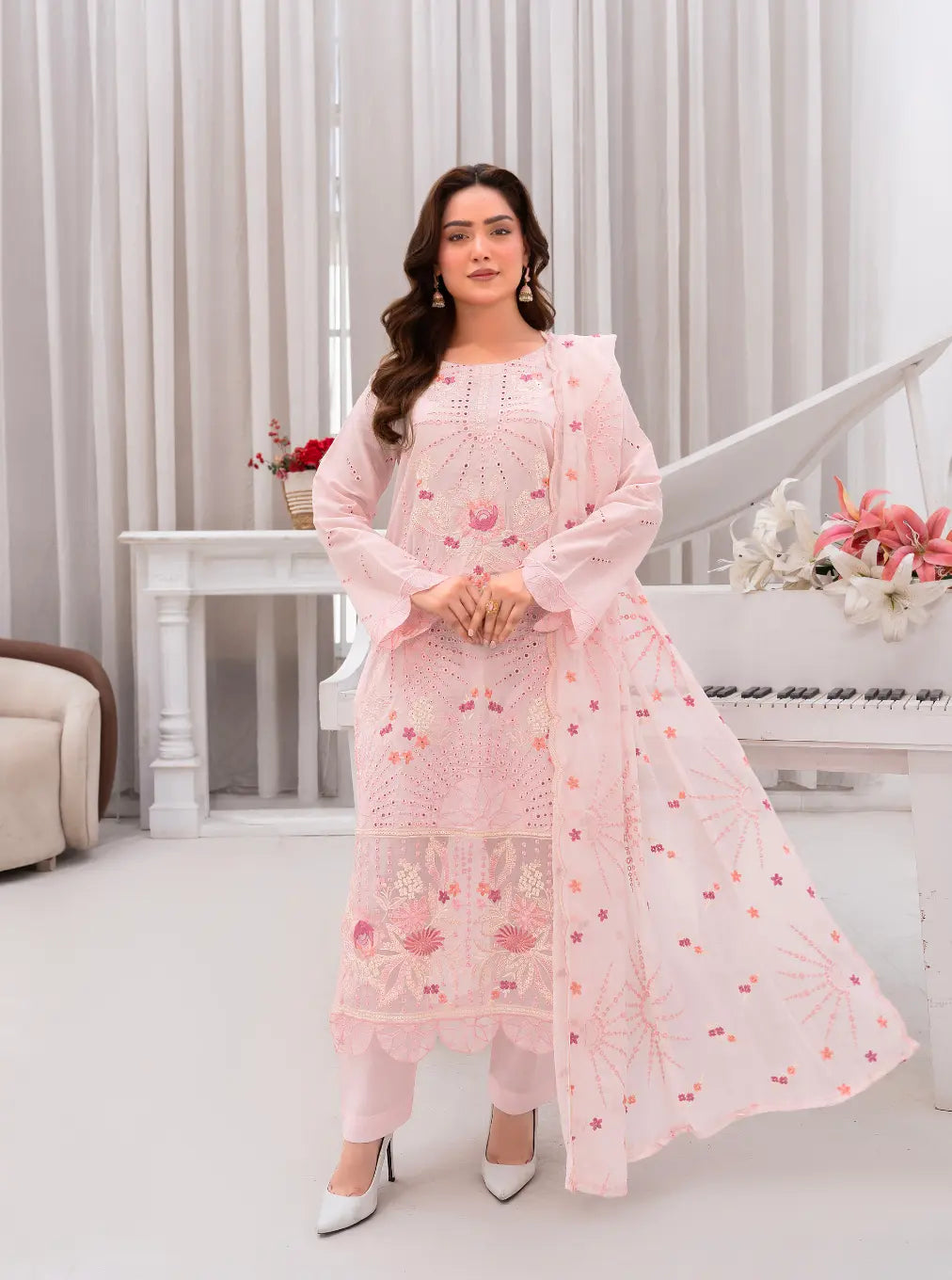 3PC Premium Embroidered Fine Lawn(Unstitched)
