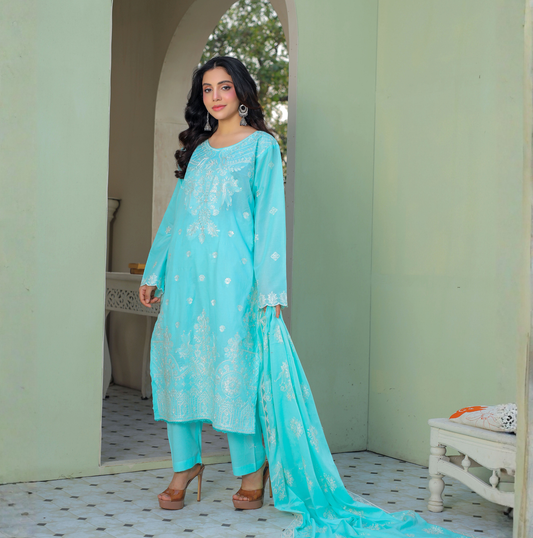 3 PIECE- EMBROIDERED LAWN SUIT (Unstitched)