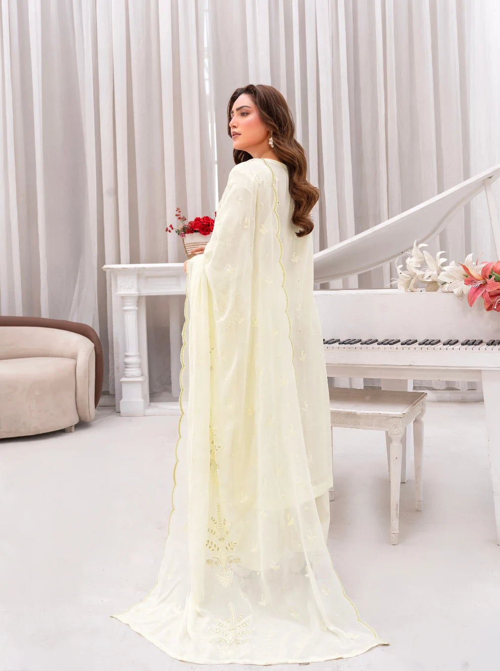 3PC Premium Embroidered Fine Lawn(Unstitched)