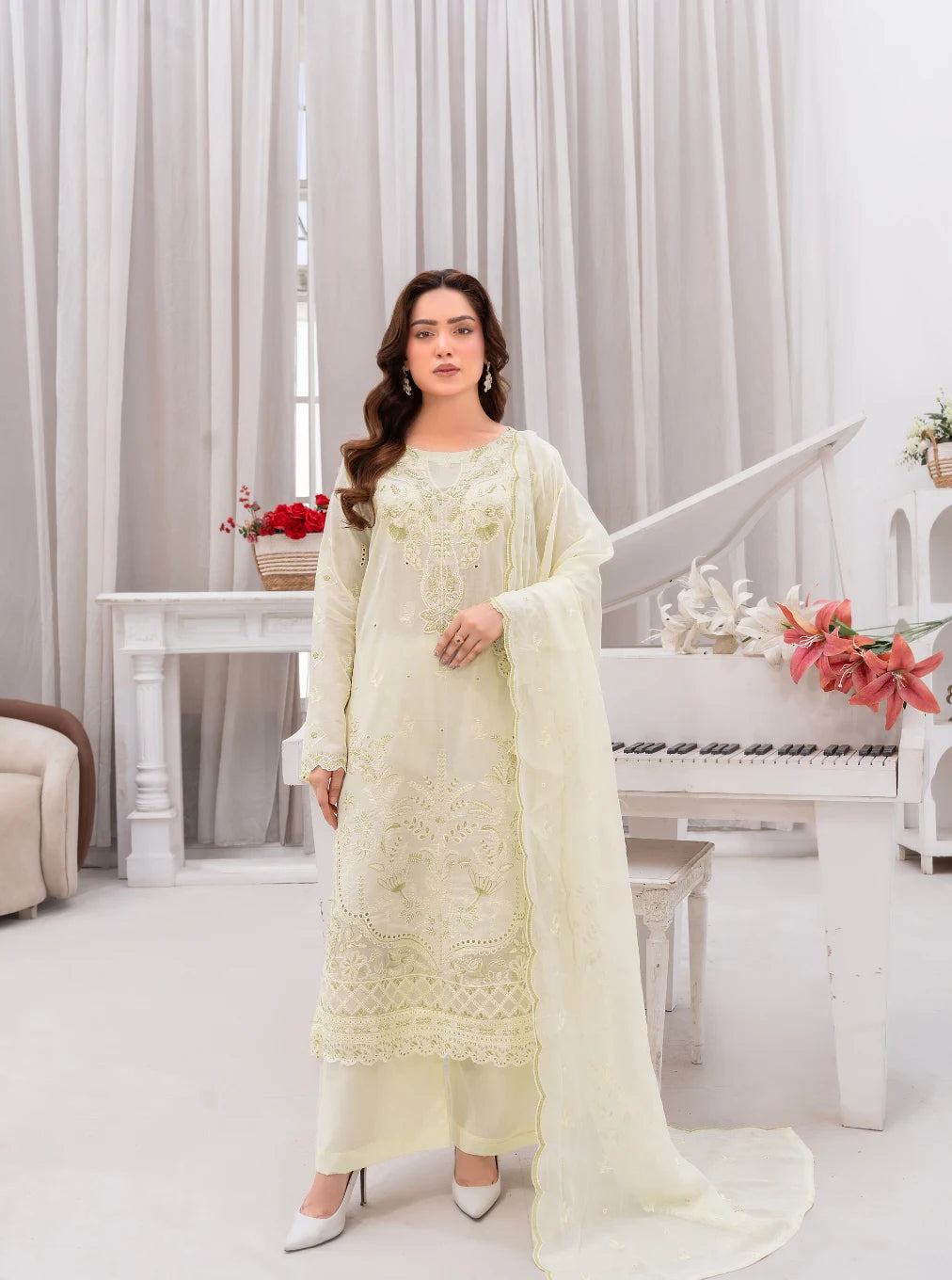 3PC Premium Embroidered Fine Lawn(Unstitched)