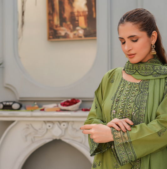 3 PIECE- EMBROIDERED LAWN SUIT (Unstitched)