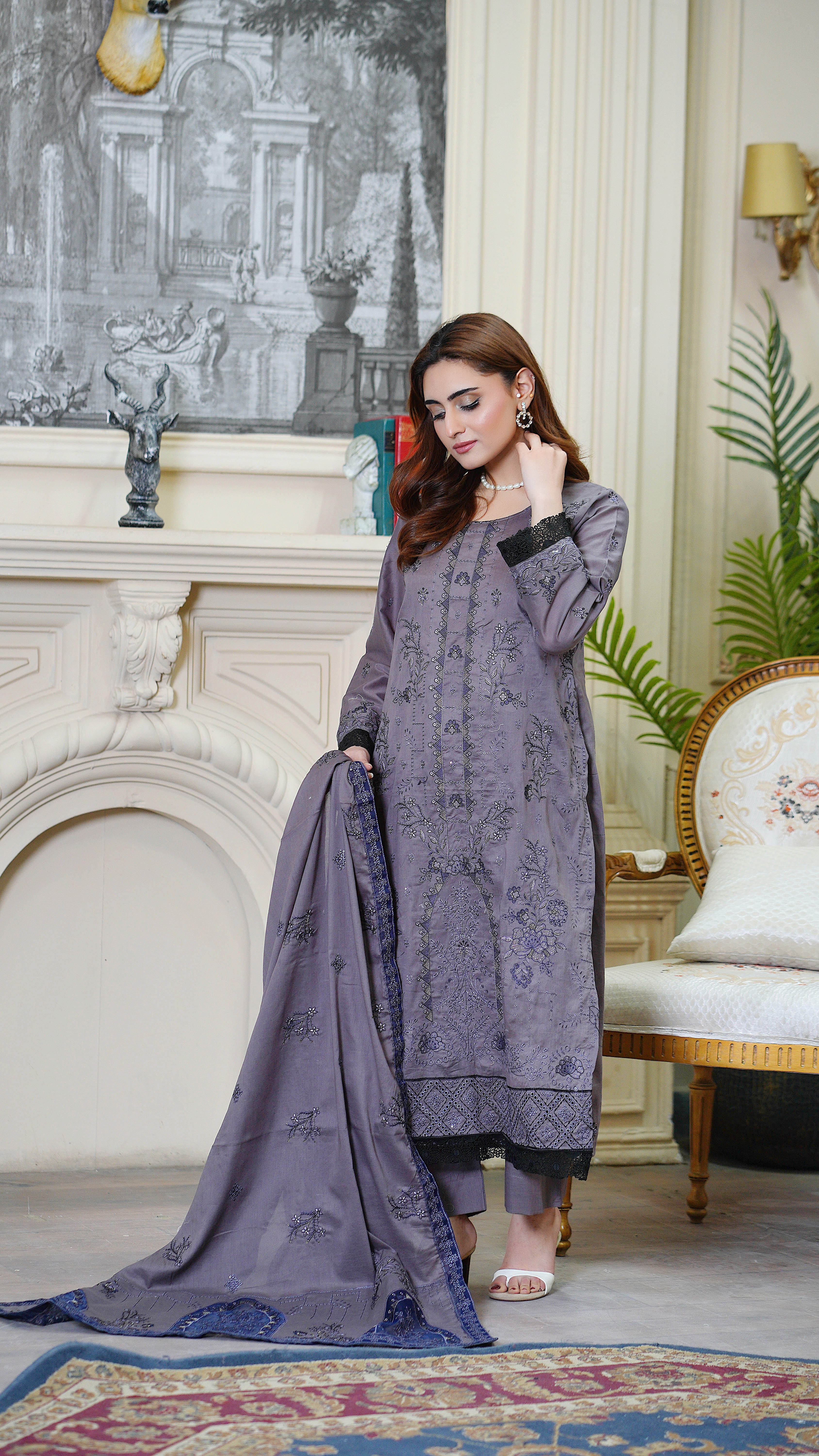 3PC EMBROIDERED FINE LAWN (UNSTITCHED)