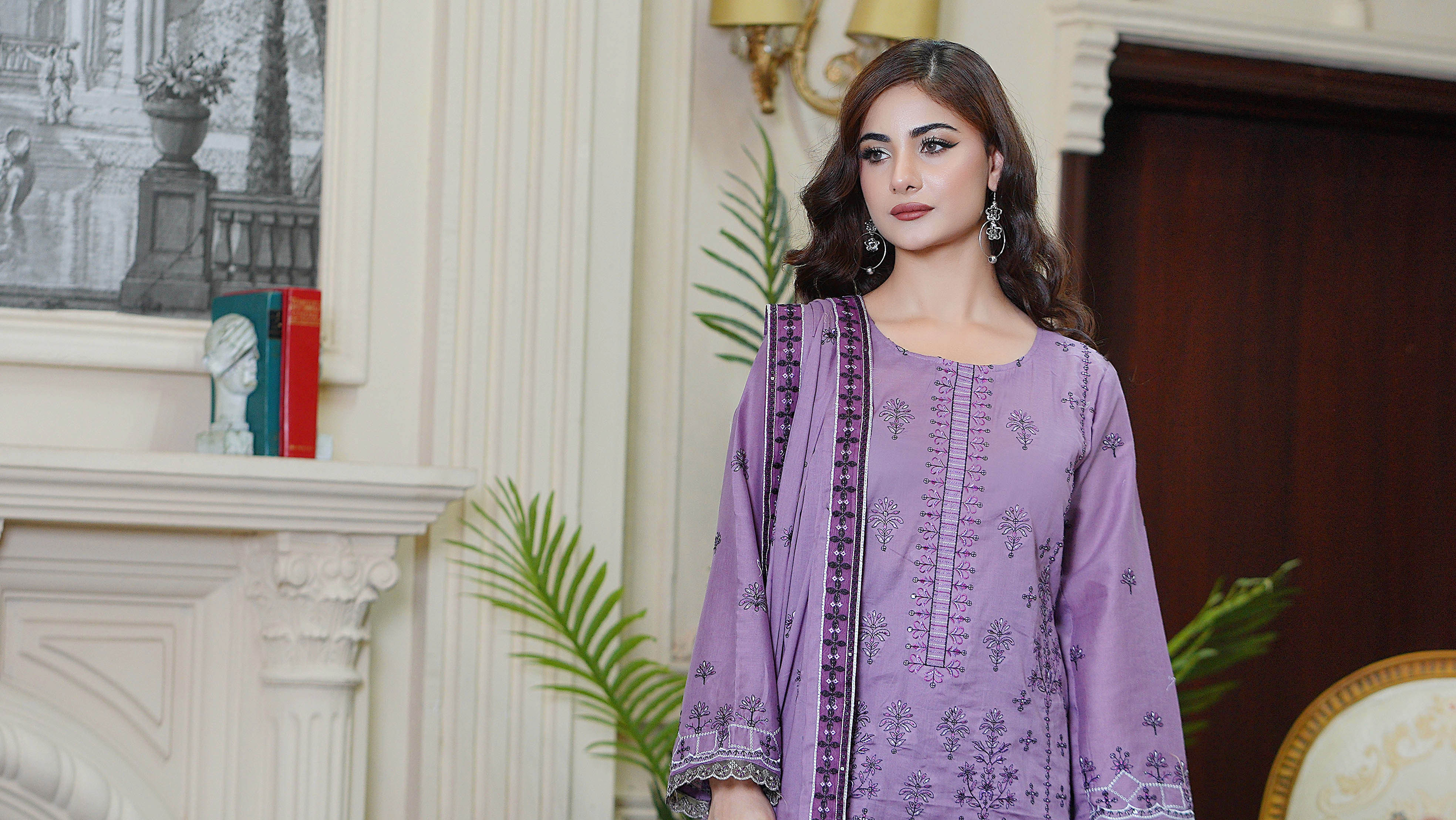 3PC EMBROIDERED FINE LAWN (UNSTITCHED)
