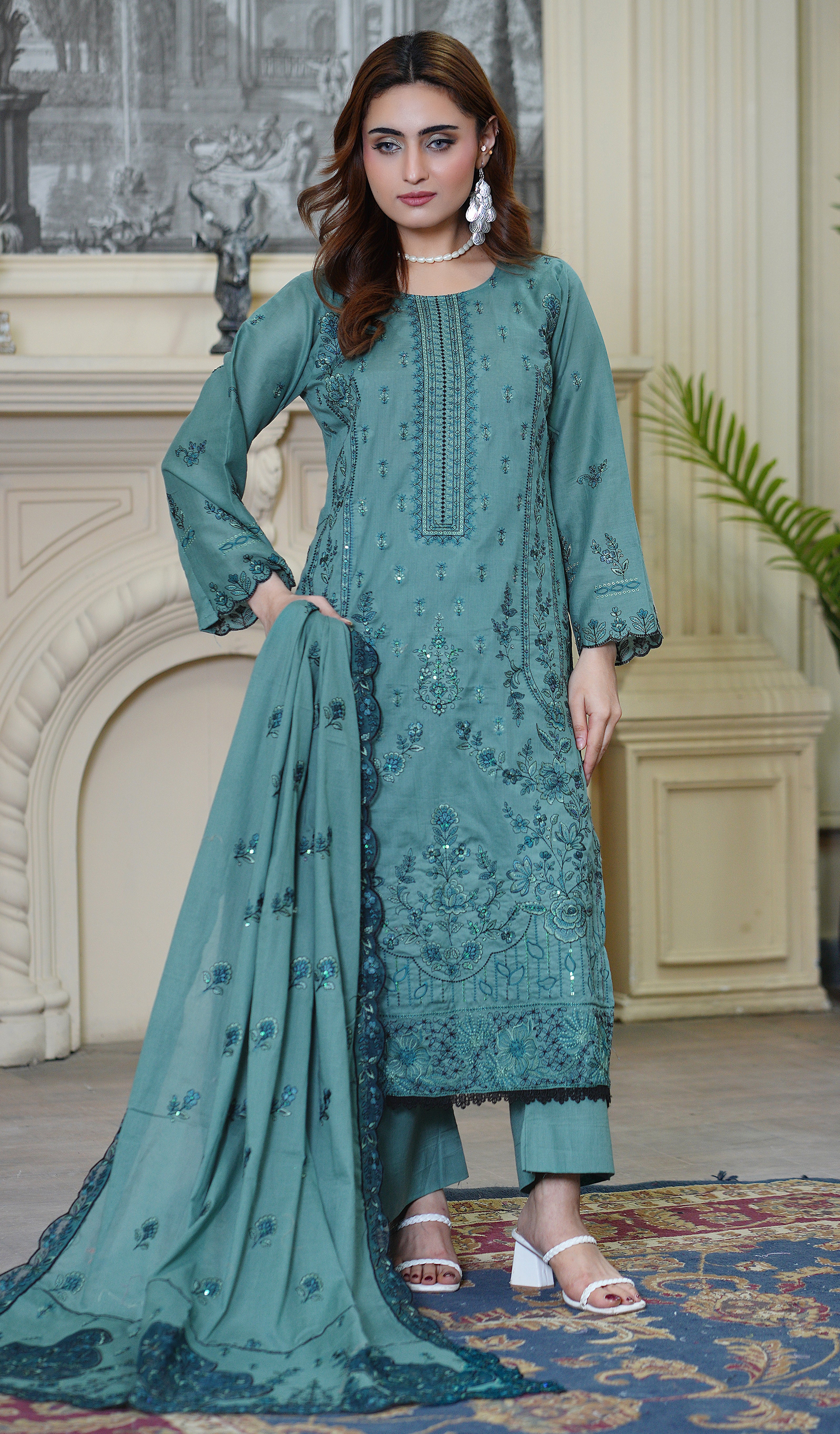 3PC EMBROIDERED FINE LAWN (UNSTITCHED)