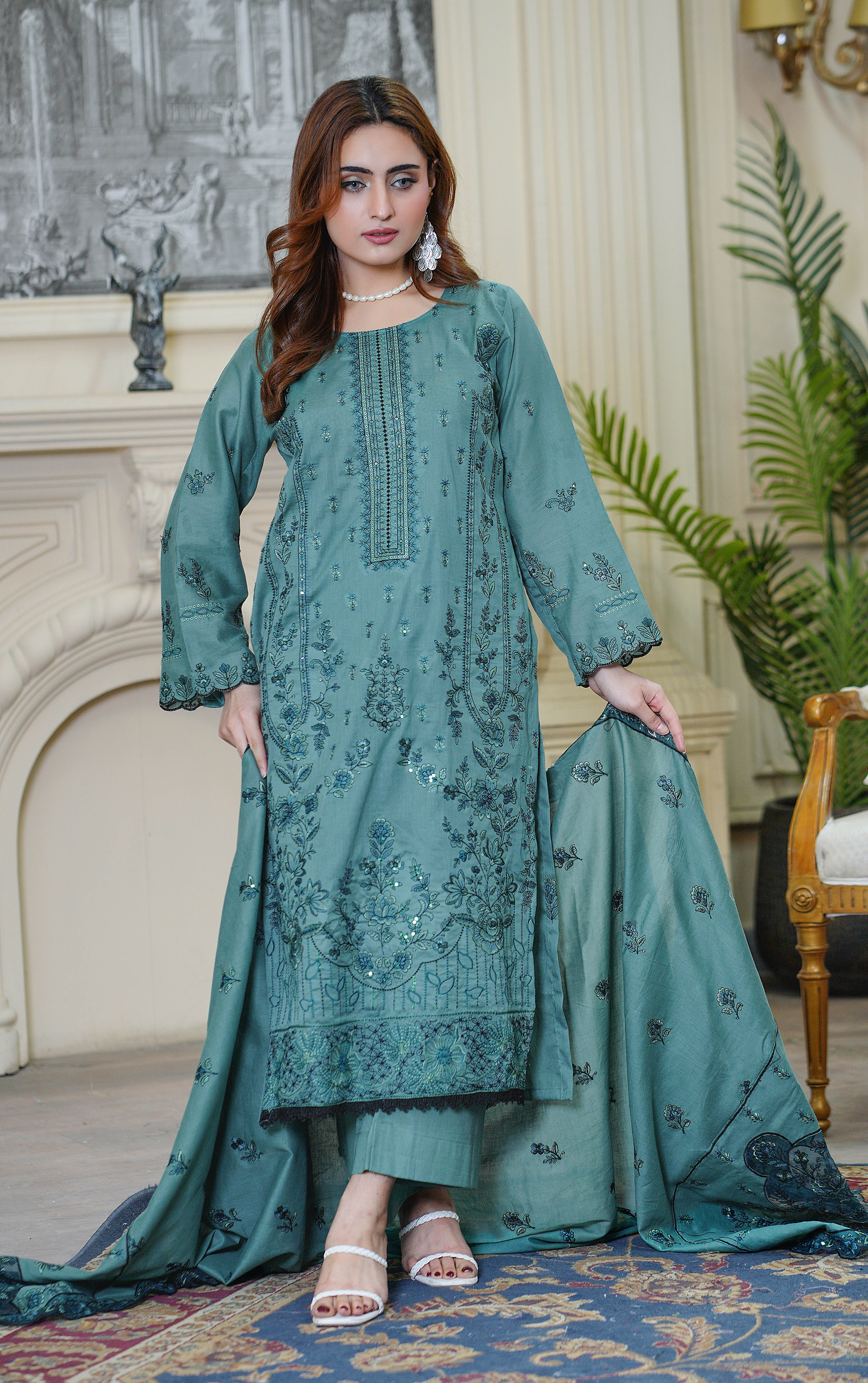 3PC EMBROIDERED FINE LAWN (UNSTITCHED)