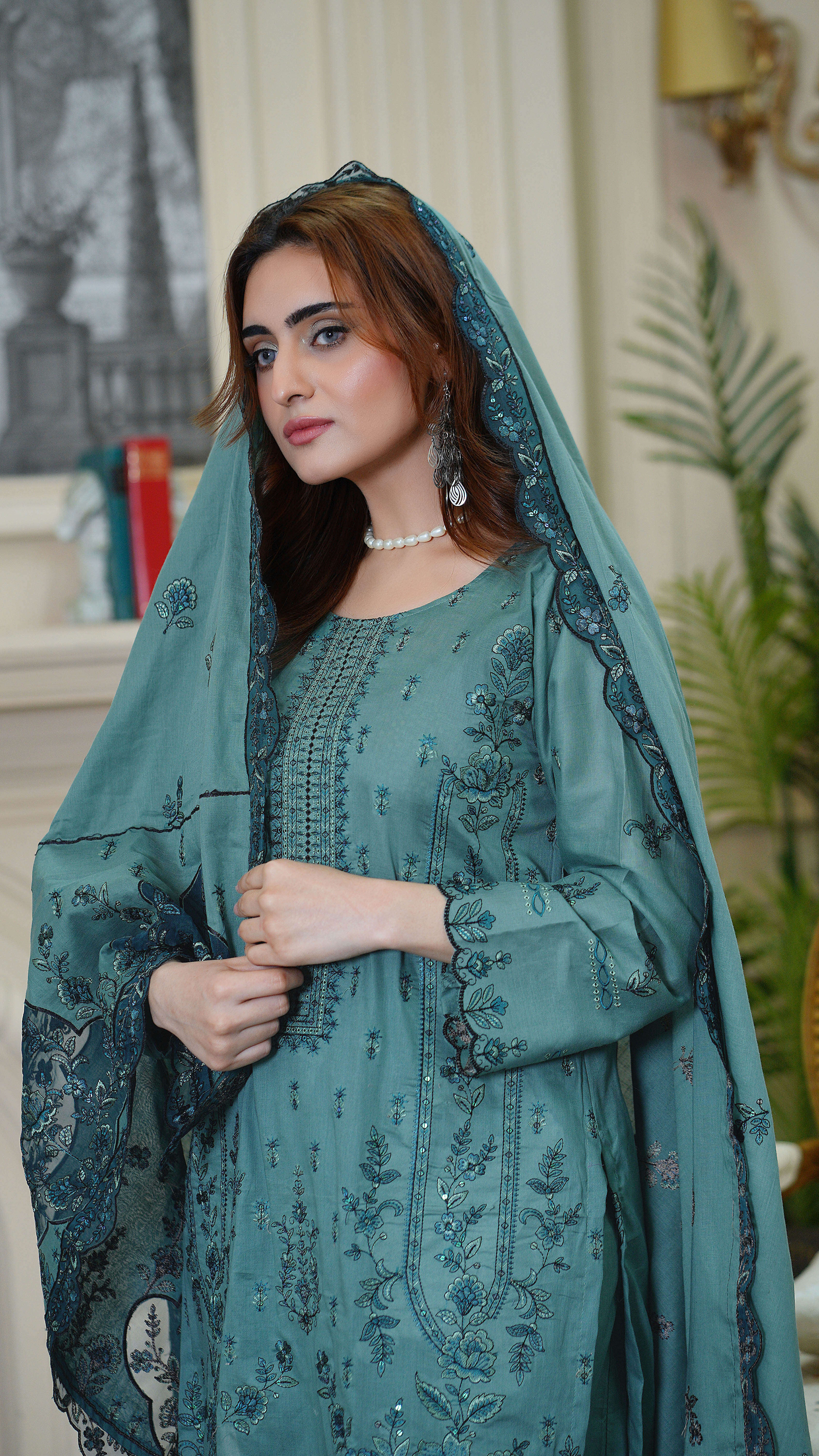 3PC EMBROIDERED FINE LAWN (UNSTITCHED)