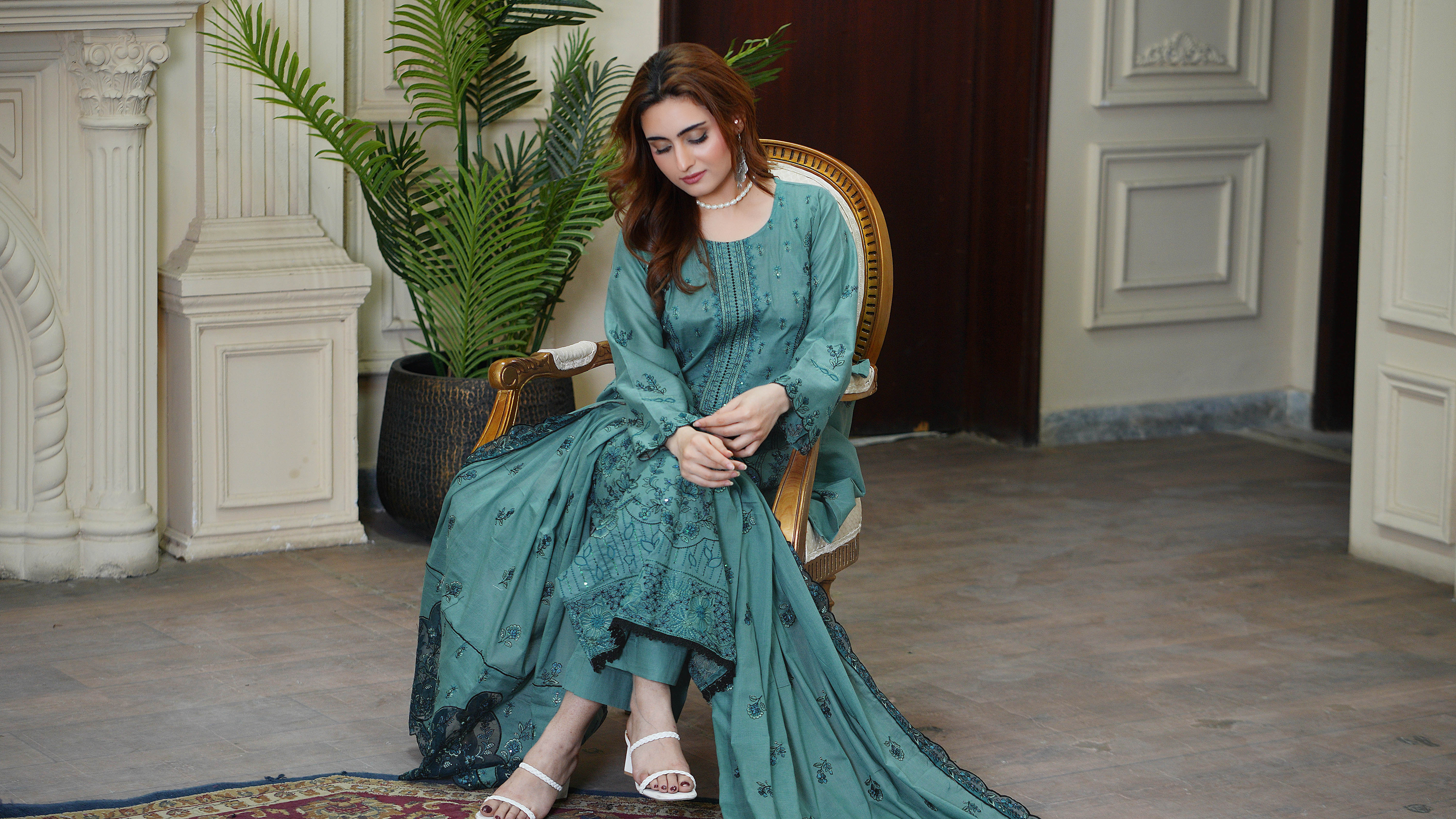 3PC EMBROIDERED FINE LAWN (UNSTITCHED)