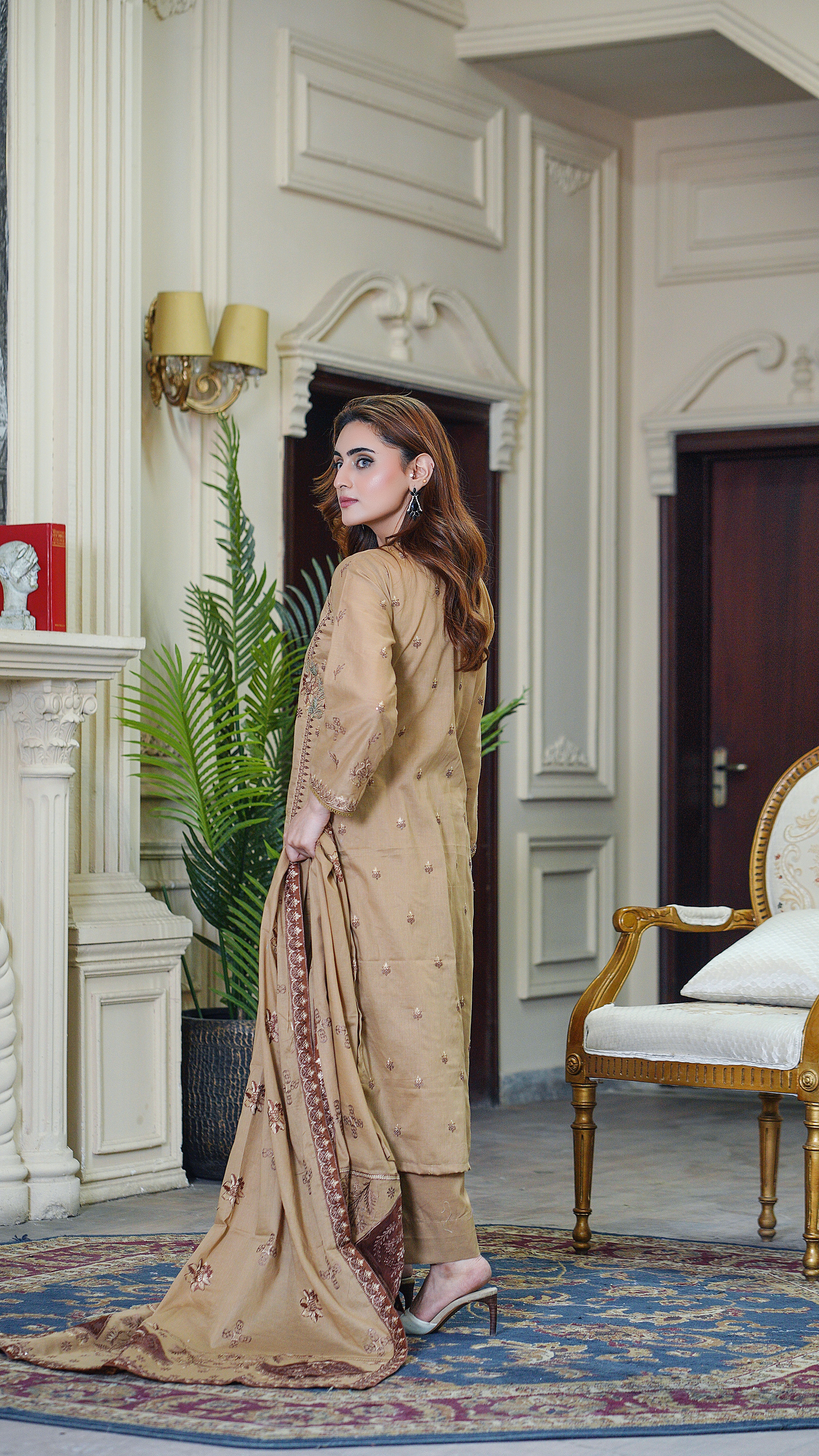 3PC EMBROIDERED FINE LAWN (UNSTITCHED)