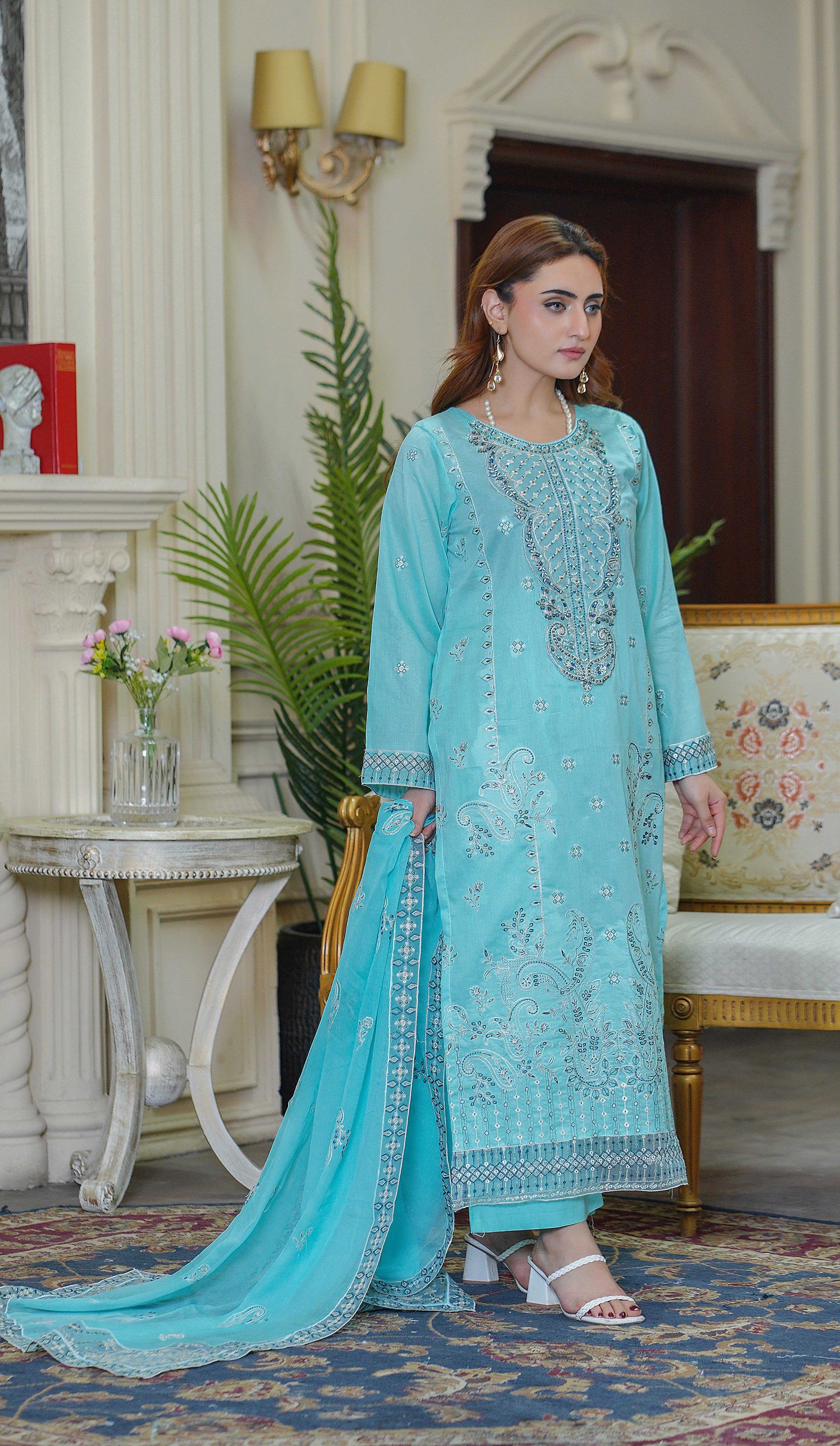3PC EMBROIDERED FINE LAWN (UNSTITCHED)