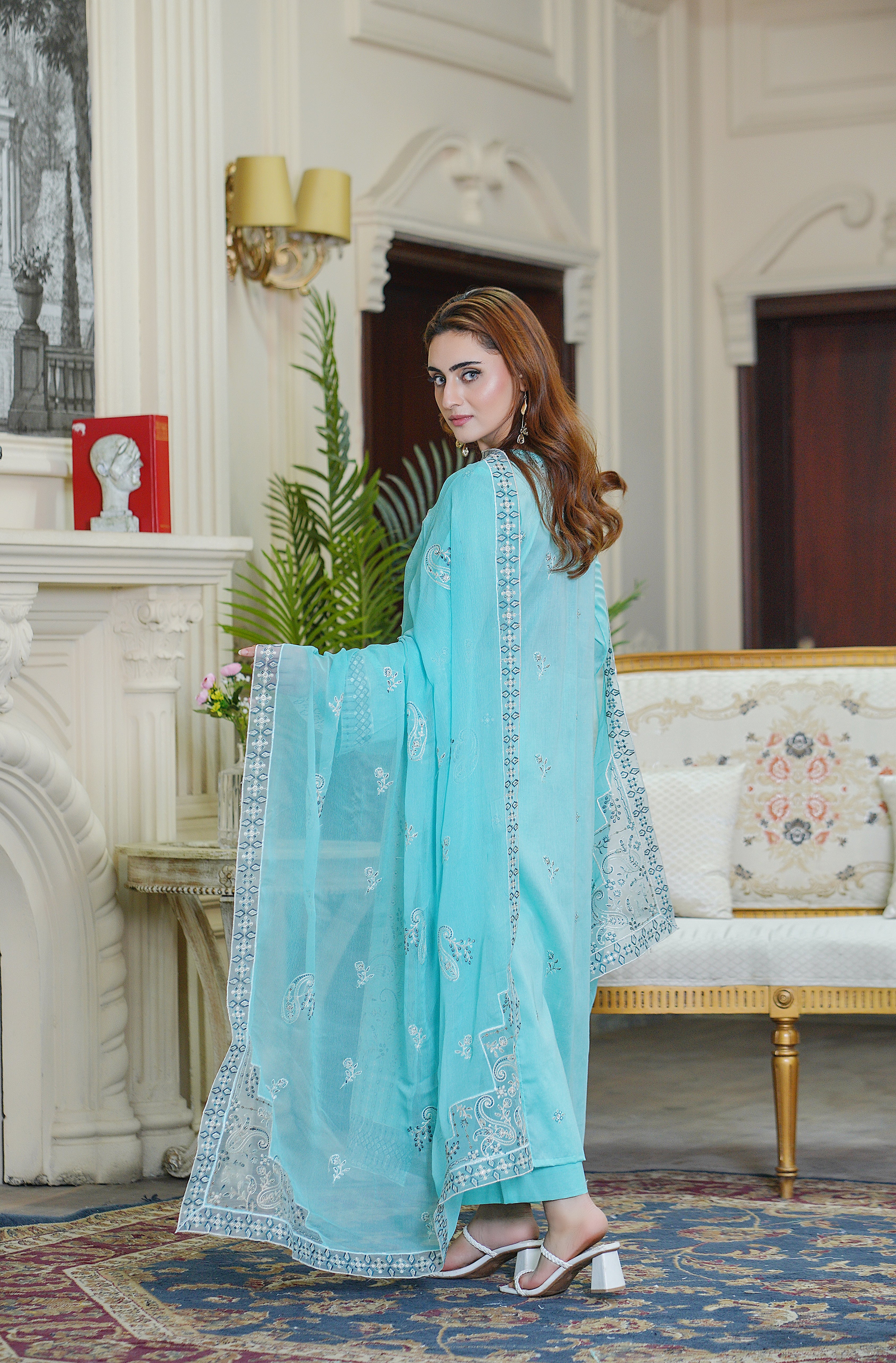 3PC EMBROIDERED FINE LAWN (UNSTITCHED)