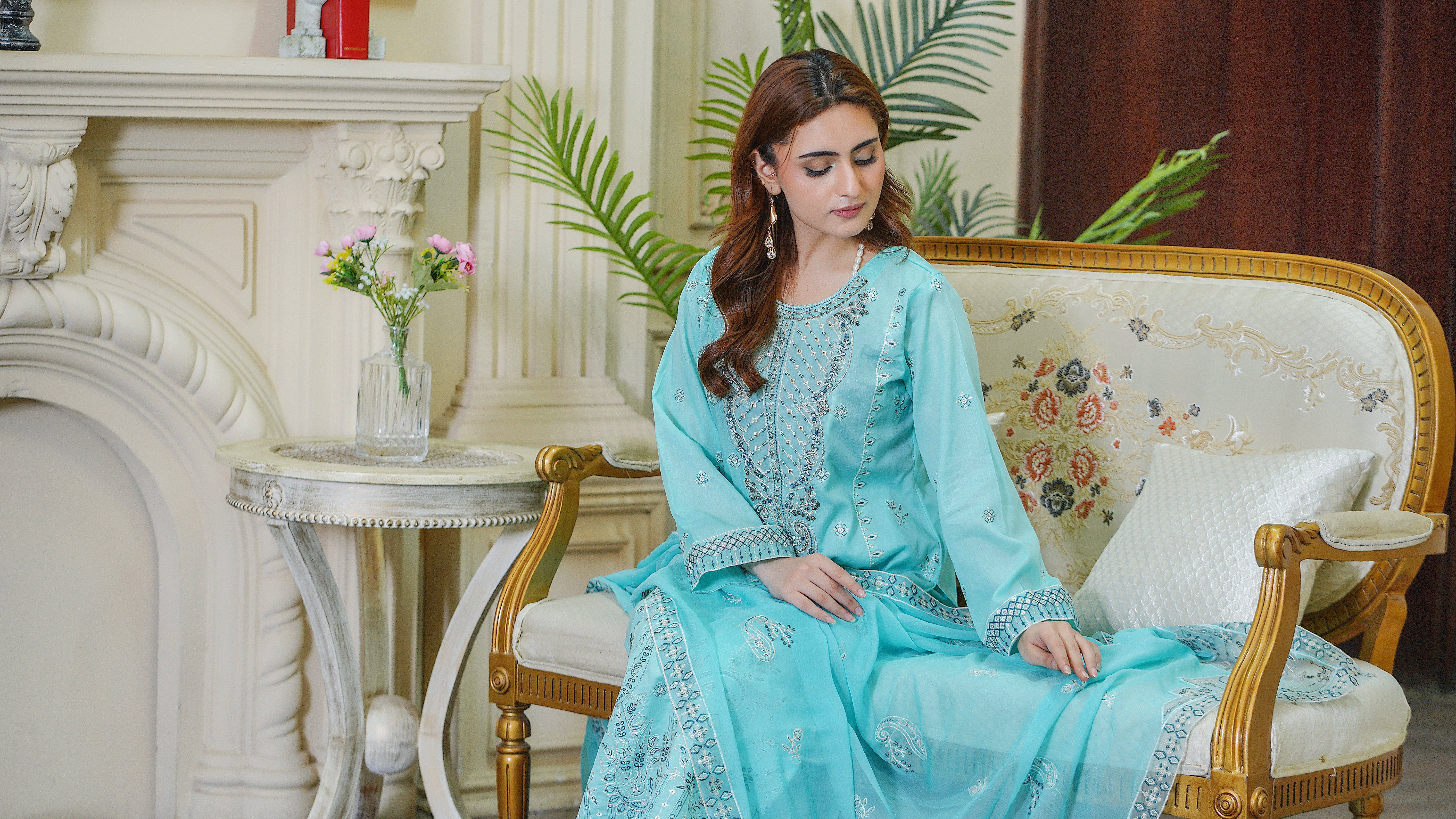 3PC EMBROIDERED FINE LAWN (UNSTITCHED)