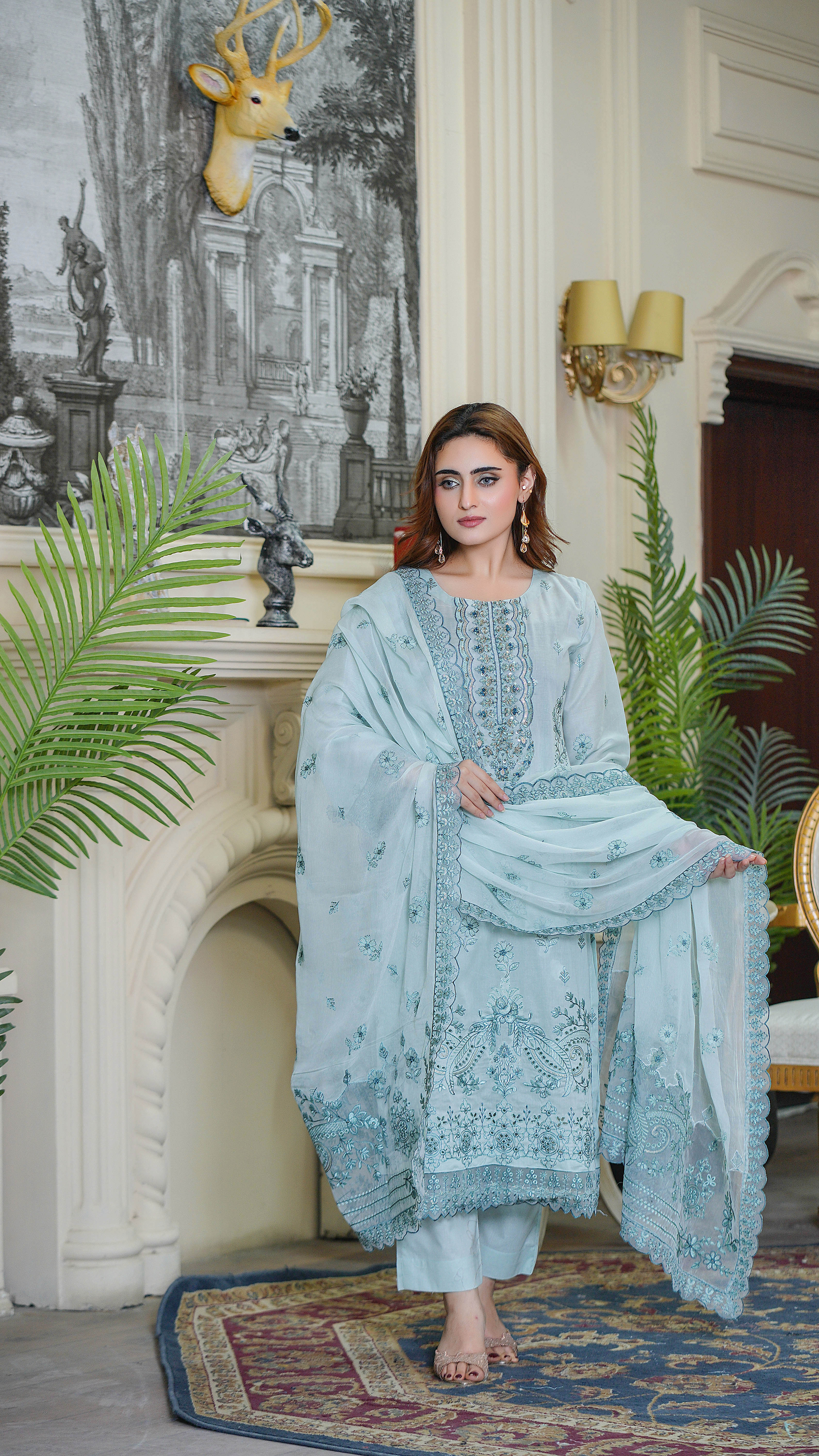 3PC EMBROIDERED PREMIUM LAWN SUIT (UNSTITCHED)