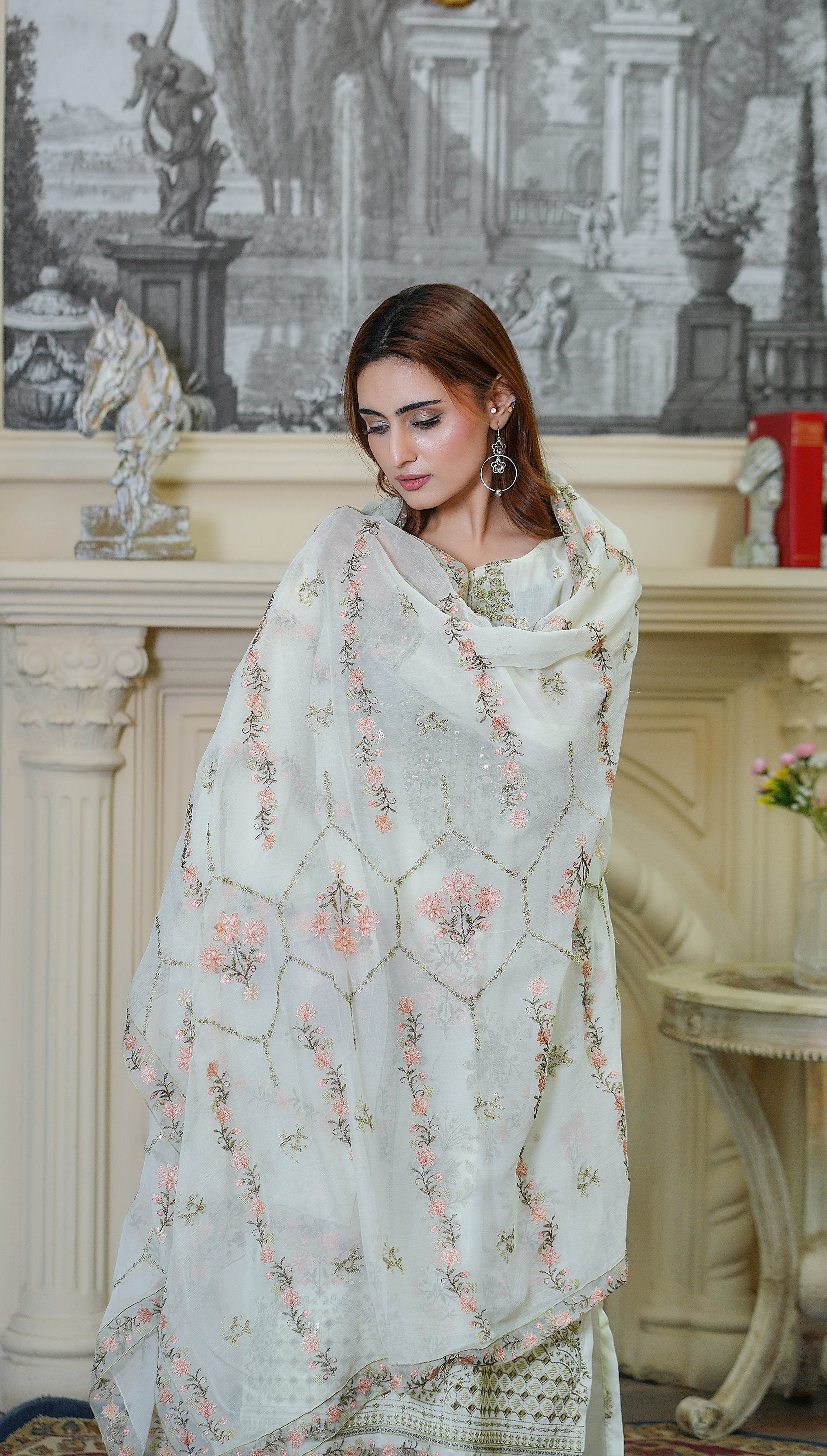 3PC EMBROIDERED PREMIUM LAWN (UNSTITCHED)