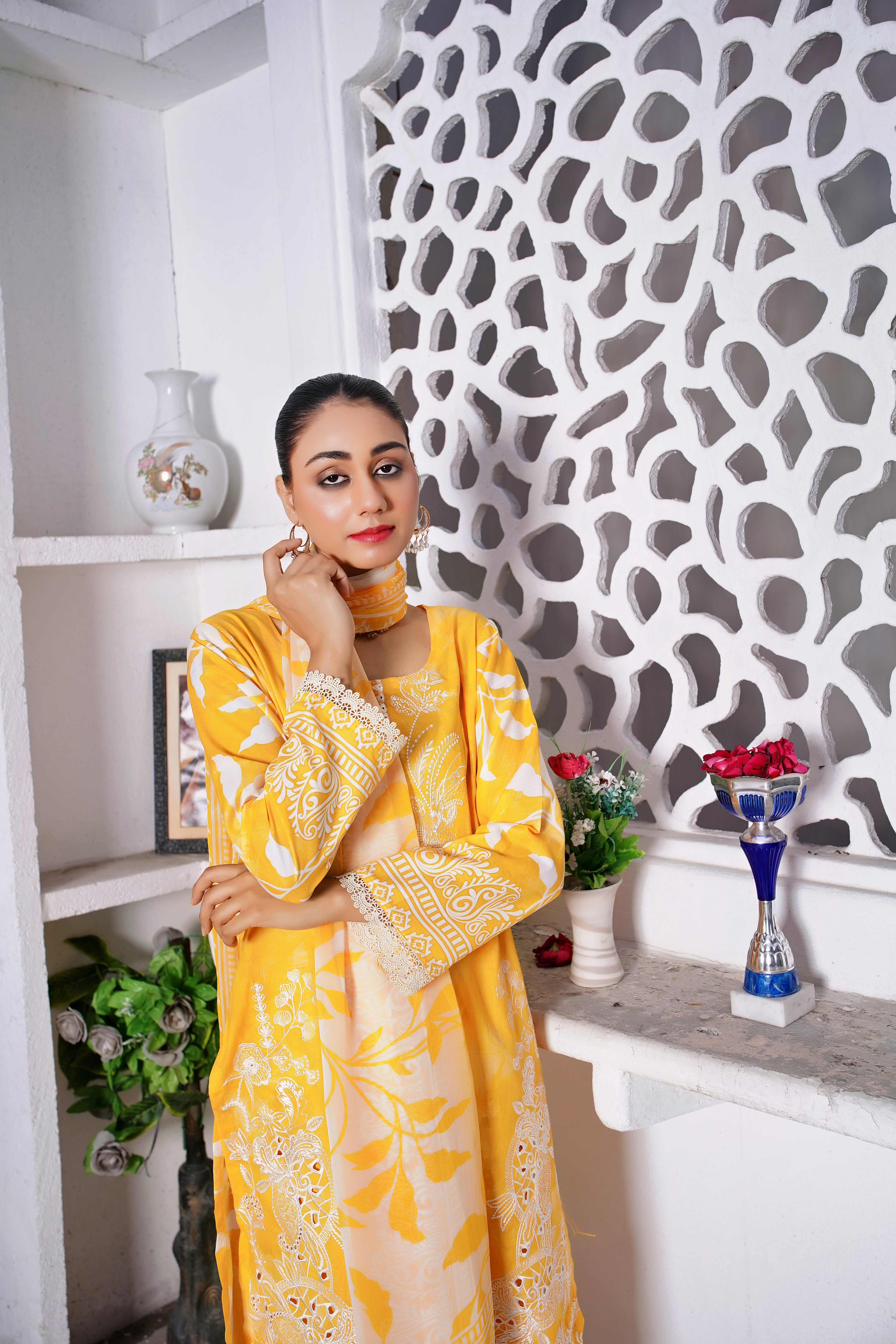 3 PIECE- DIGITAL PRINTED LAWN SUIT WITH EMBROIDERY (unstitched)
