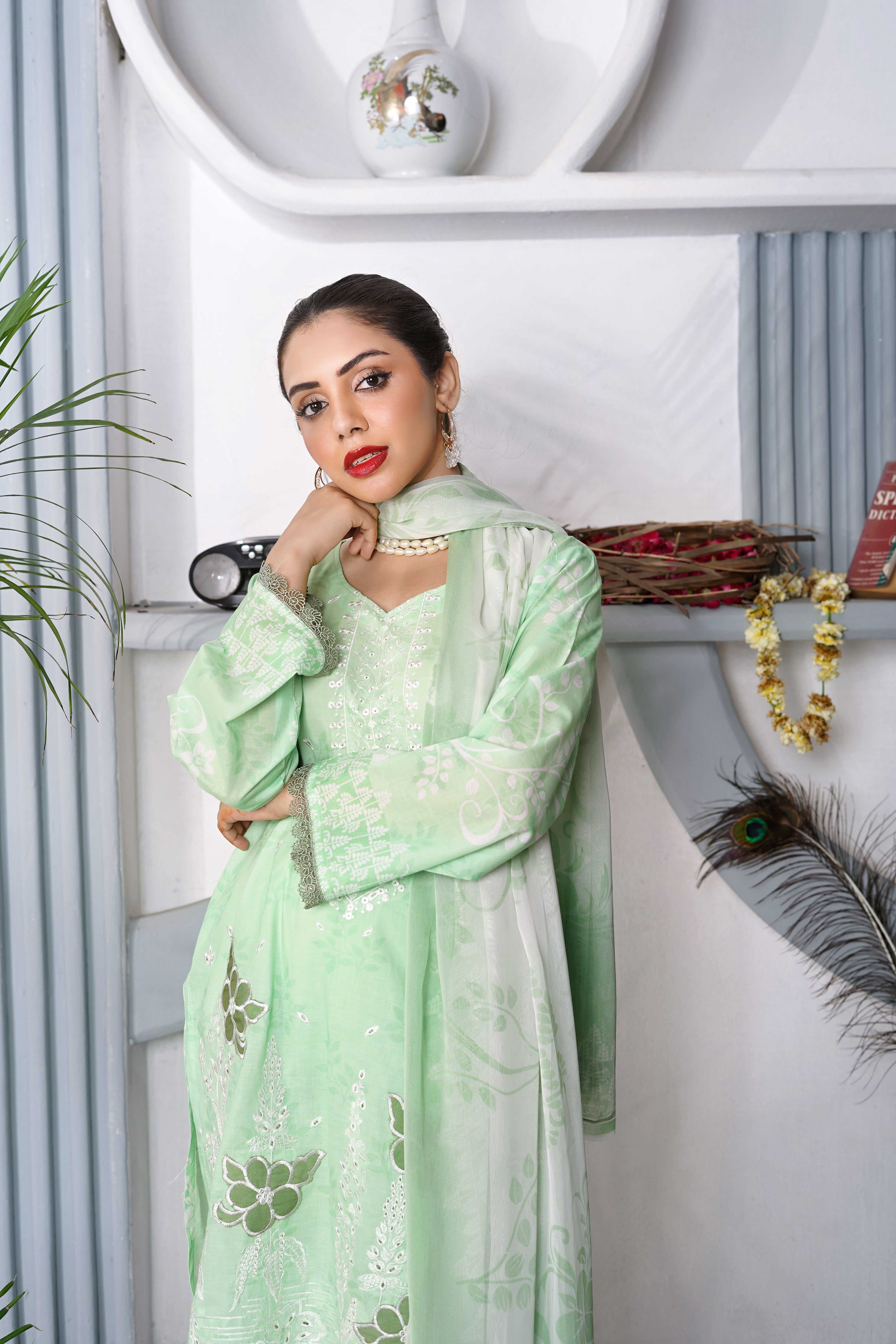 3 PIECE- DIGITAL PRINTED LAWN SUIT WITH EMBROIDERY (unstitched)