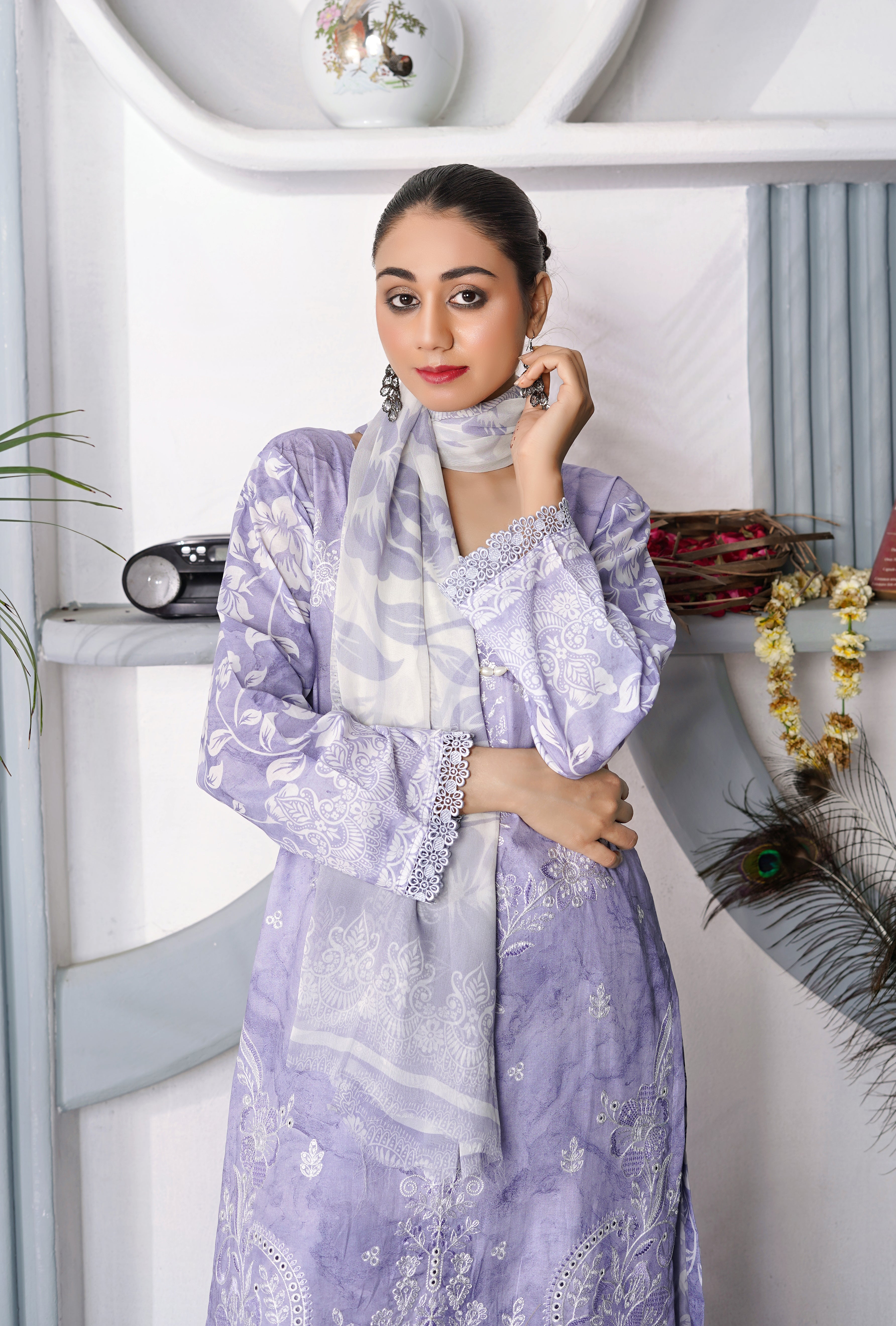 3 PIECE- DIGITAL PRINTED LAWN SUIT WITH EMBROIDERY (unstitched)