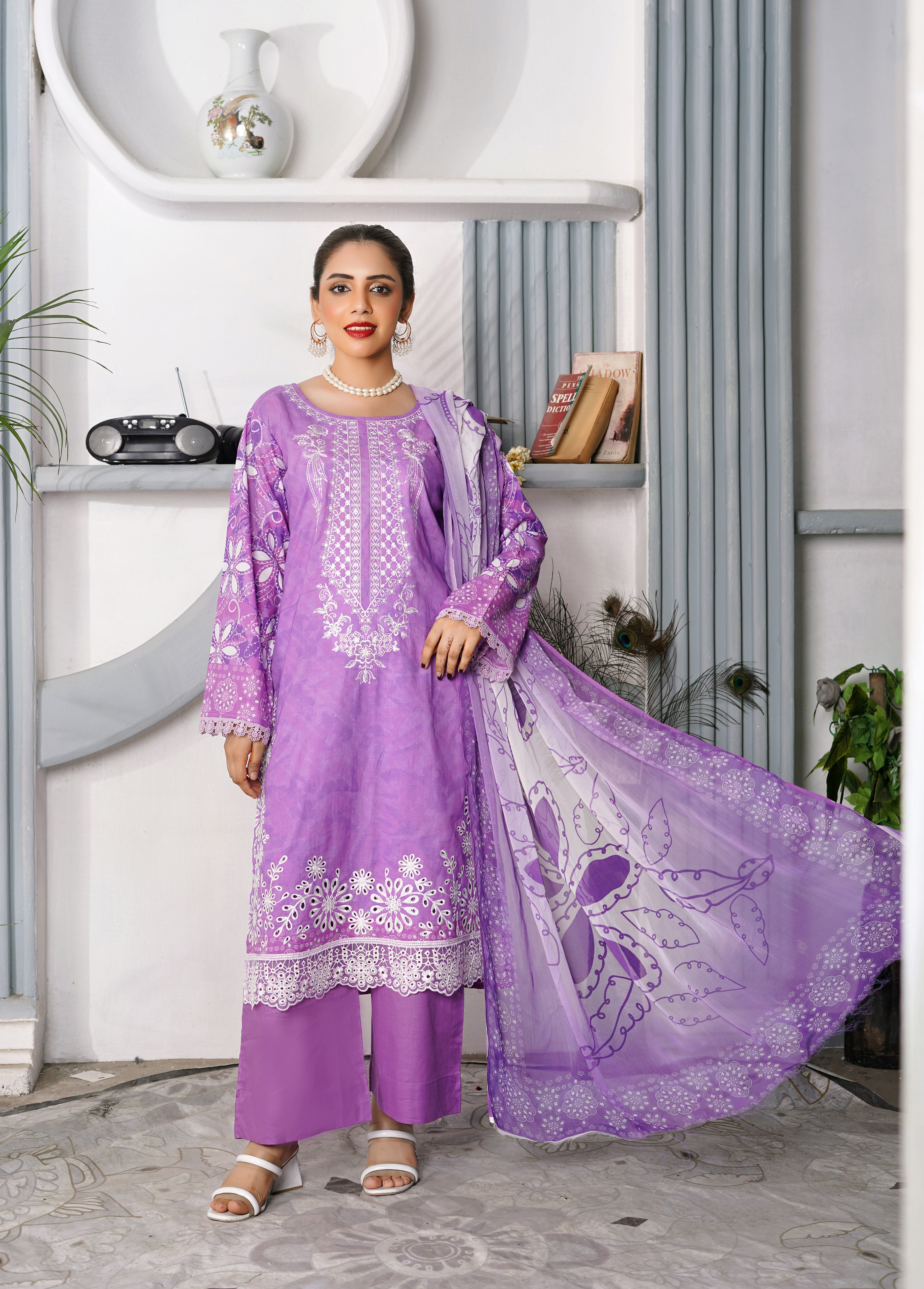 3 PIECE- DIGITAL PRINTED LAWN SUIT WITH EMBROIDERY (unstitched)