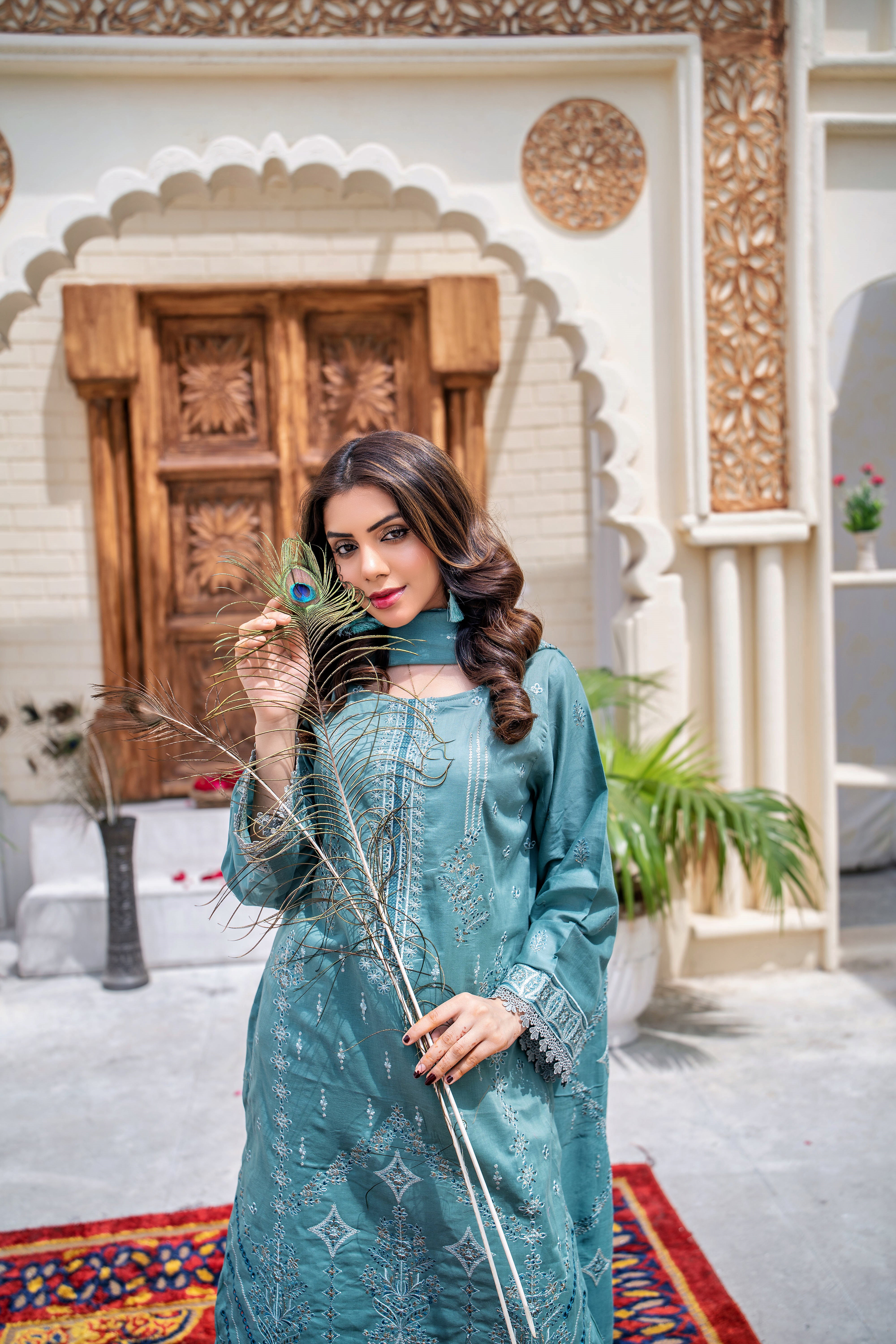 3 PIECE- EMBROIDERED LAWN SUIT (unstitched)