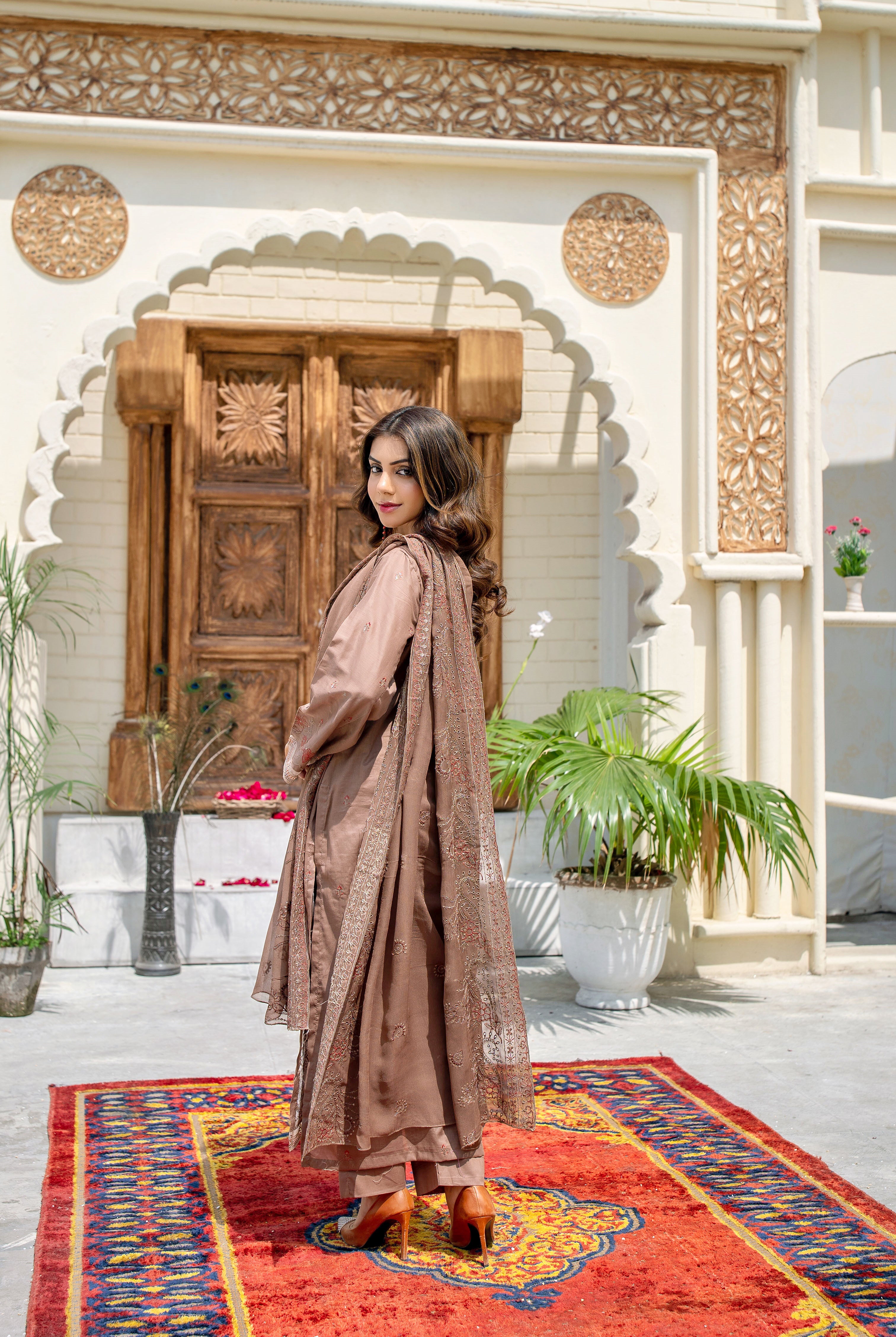 3 PIECE- EMBROIDERED LAWN SUIT (unstitched)