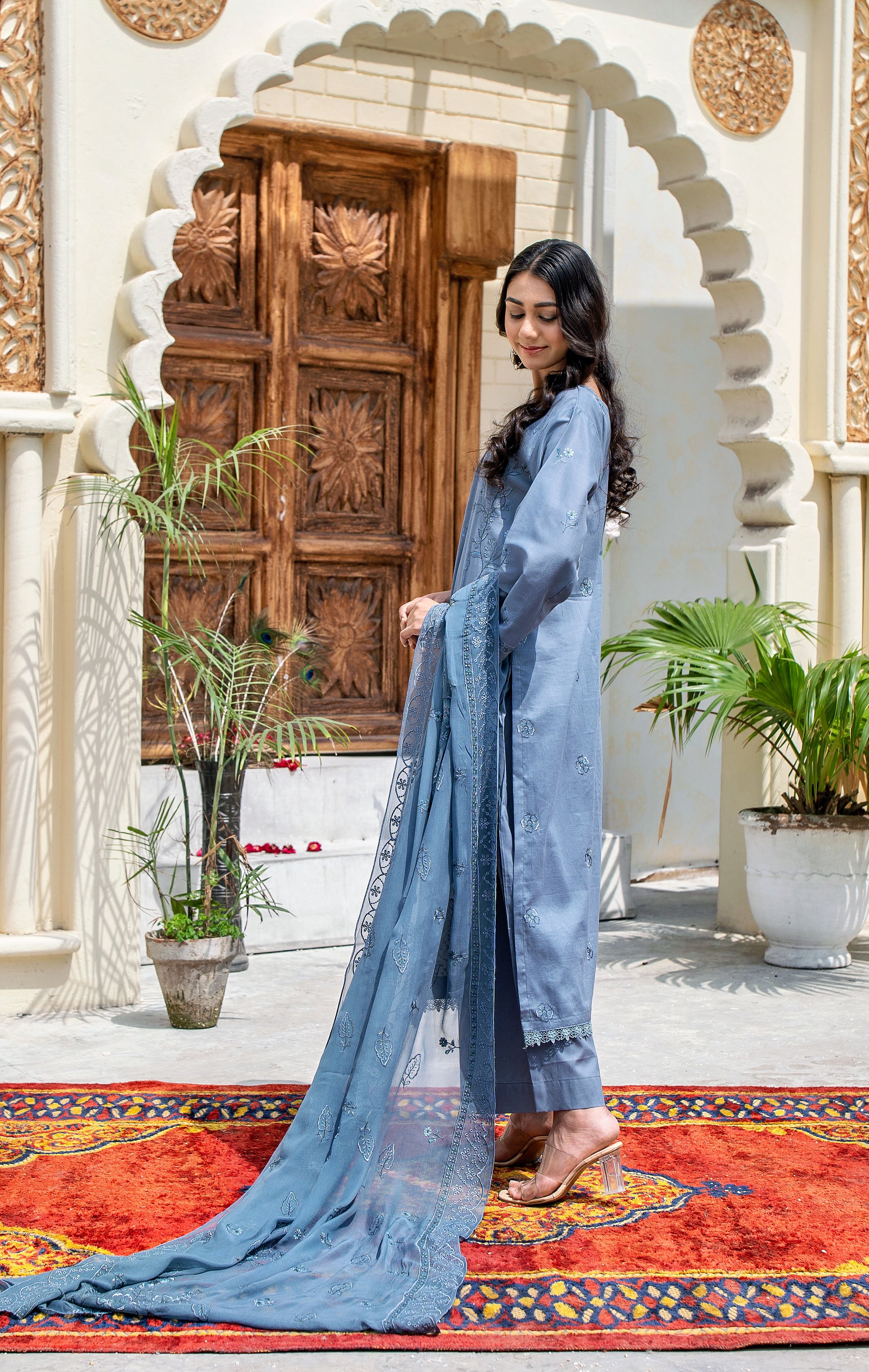 3 PIECE- EMBROIDERED LAWN SUIT (unstitched)