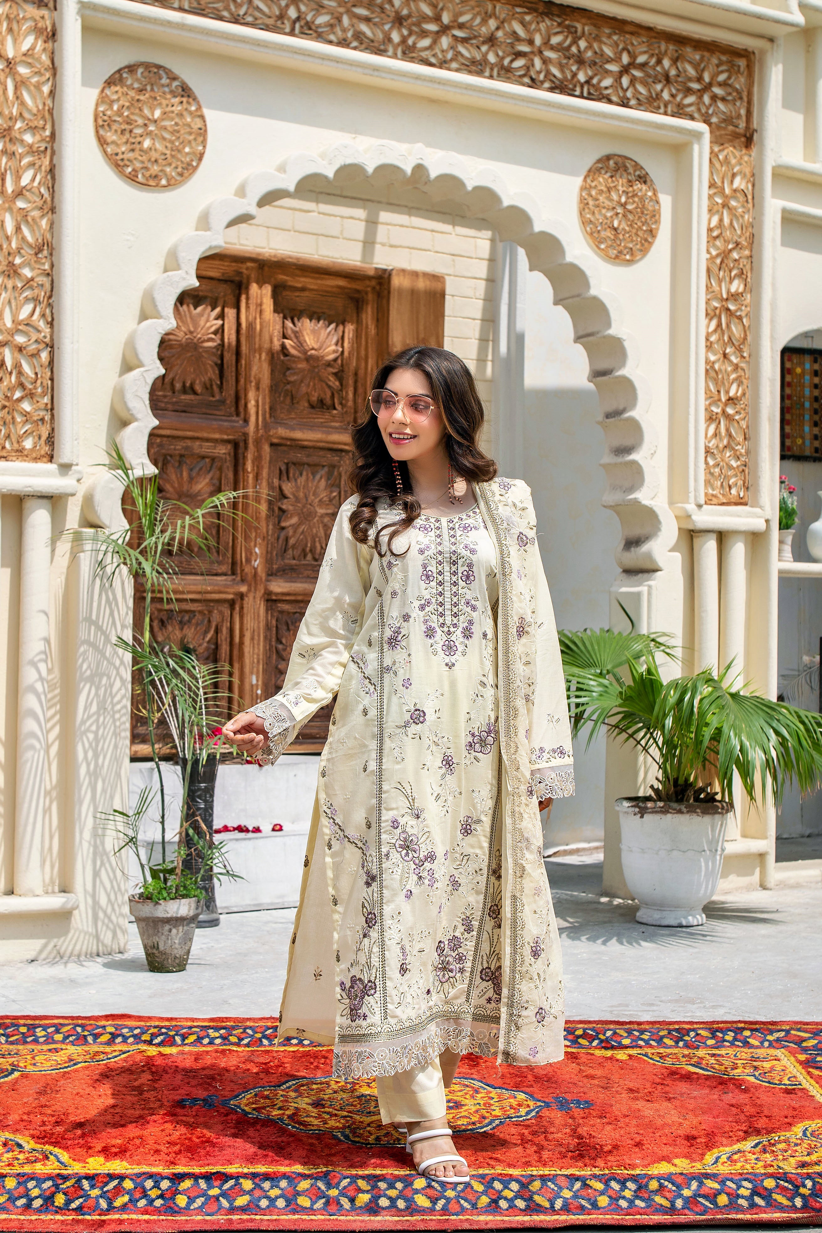 3 PIECE- EMBROIDERED LAWN SUIT (unstitched)