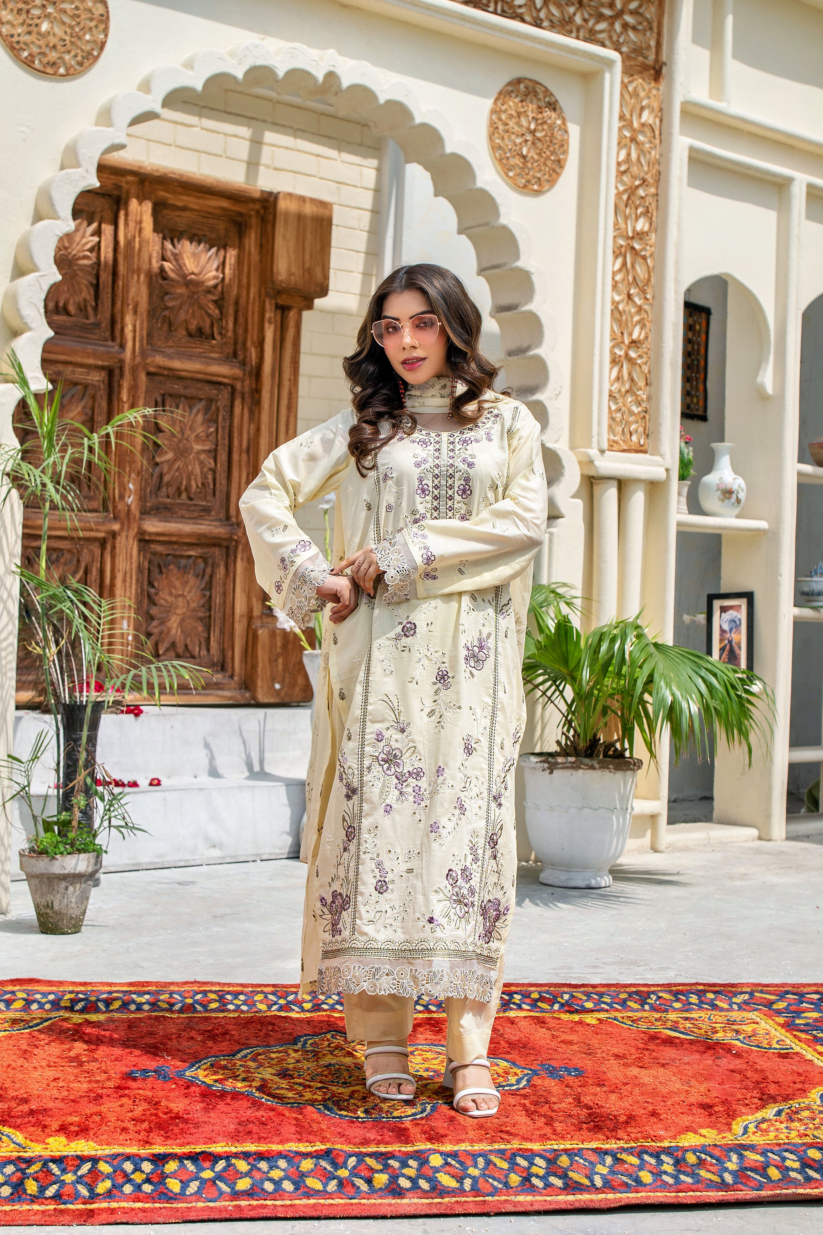 3 PIECE- EMBROIDERED LAWN SUIT (unstitched)